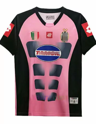 Camiseta de Fútbol Juventus 2002/03 Rosa Negro