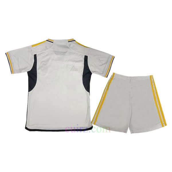 Pantalón y Camiseta Real Madrid 1ª Equipación 2023/24 para Niños | Cuirz 4